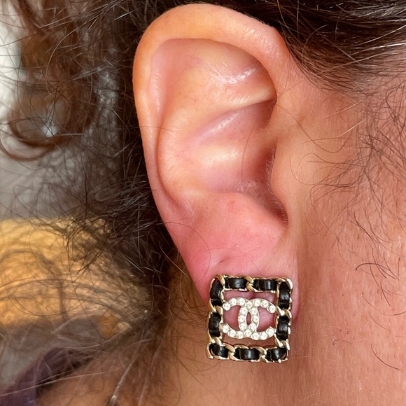 Chanel Square CC Crystal Black & Gold Earrings - Picture 11 of 12